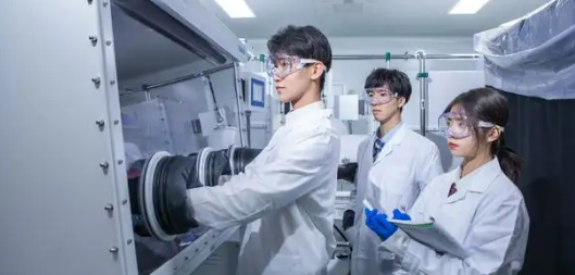 女生应用化学专业考研方向