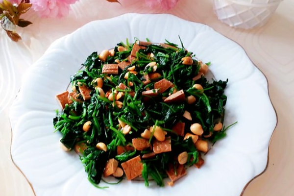 水蜡烛根的食用水蜡烛根怎么食用