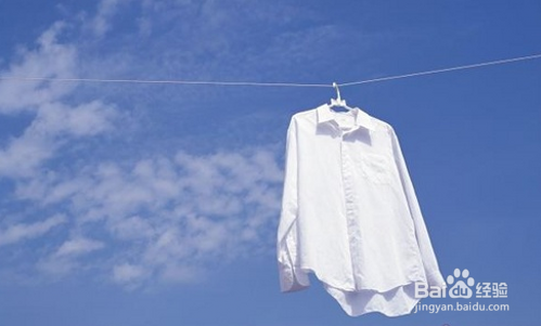 去除白衣服染色的小窍门是什么?