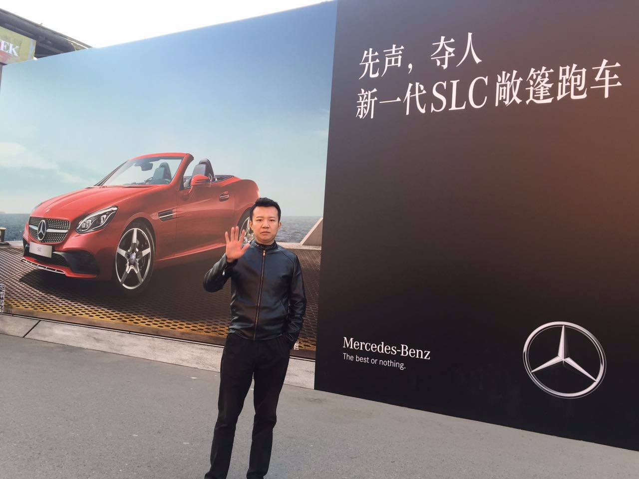 中国赛车手吕宜霖的家庭背景?他是富二代吗?他有几辆跑车啊？
