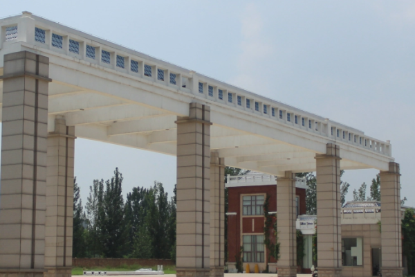 商丘学院应用科技学院怎么样啊，求各大网友解答，我是应届生想报这个学校