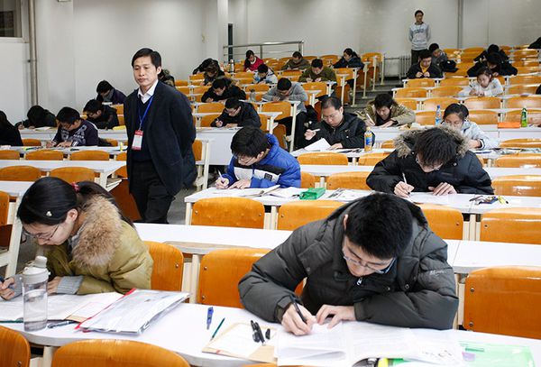 考研考文科什么专业不考数学?