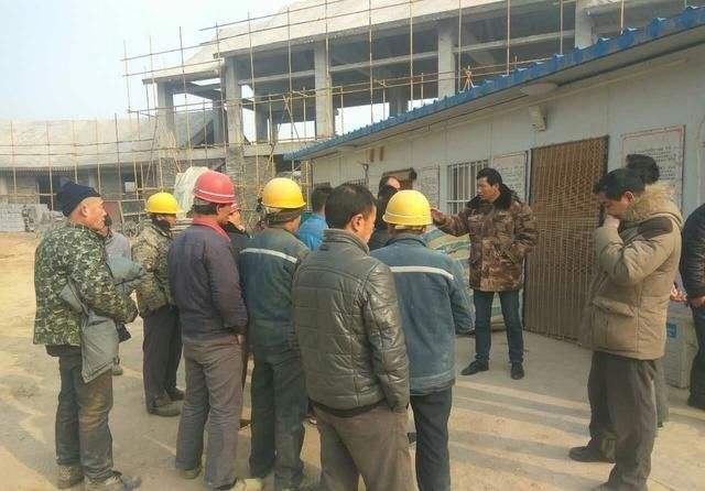 拖欠农民工工资该找国家哪个部门帮忙讨要？