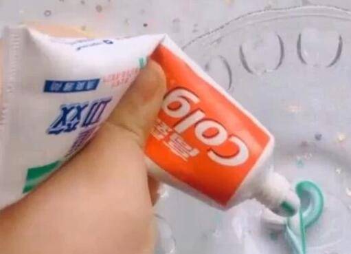 沐浴露和牙膏怎么做起泡胶
