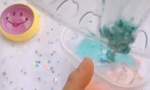 沐浴露和牙膏怎么做起泡胶